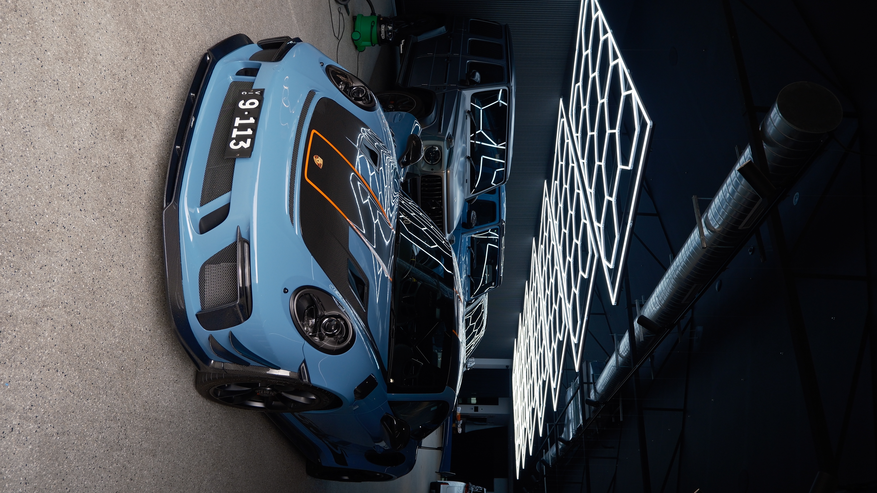 Porsche 911 GT3 RS overhead exterior detail